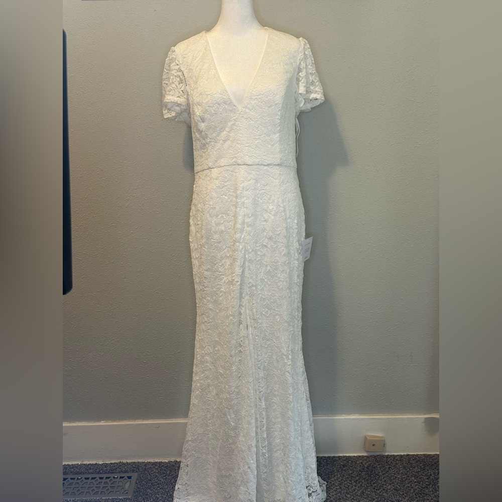 Lulu's Cream V-Neck Flutter Sleeve Wedding Dress